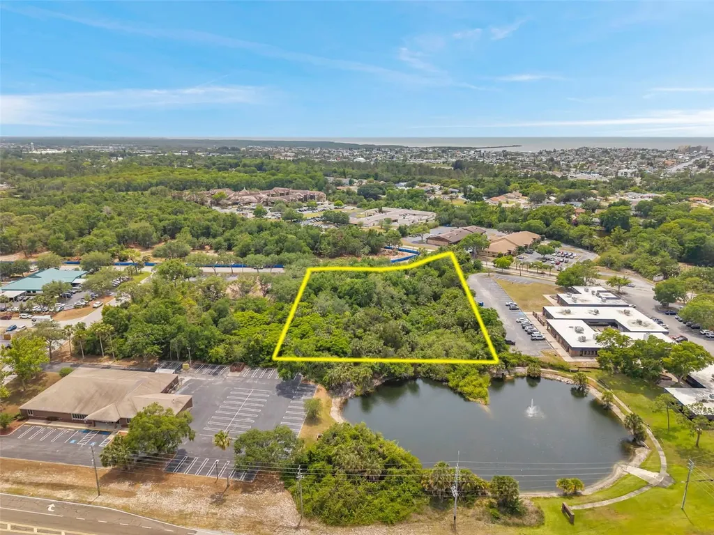 Lakeshore Boulevard Hudson FL 34667