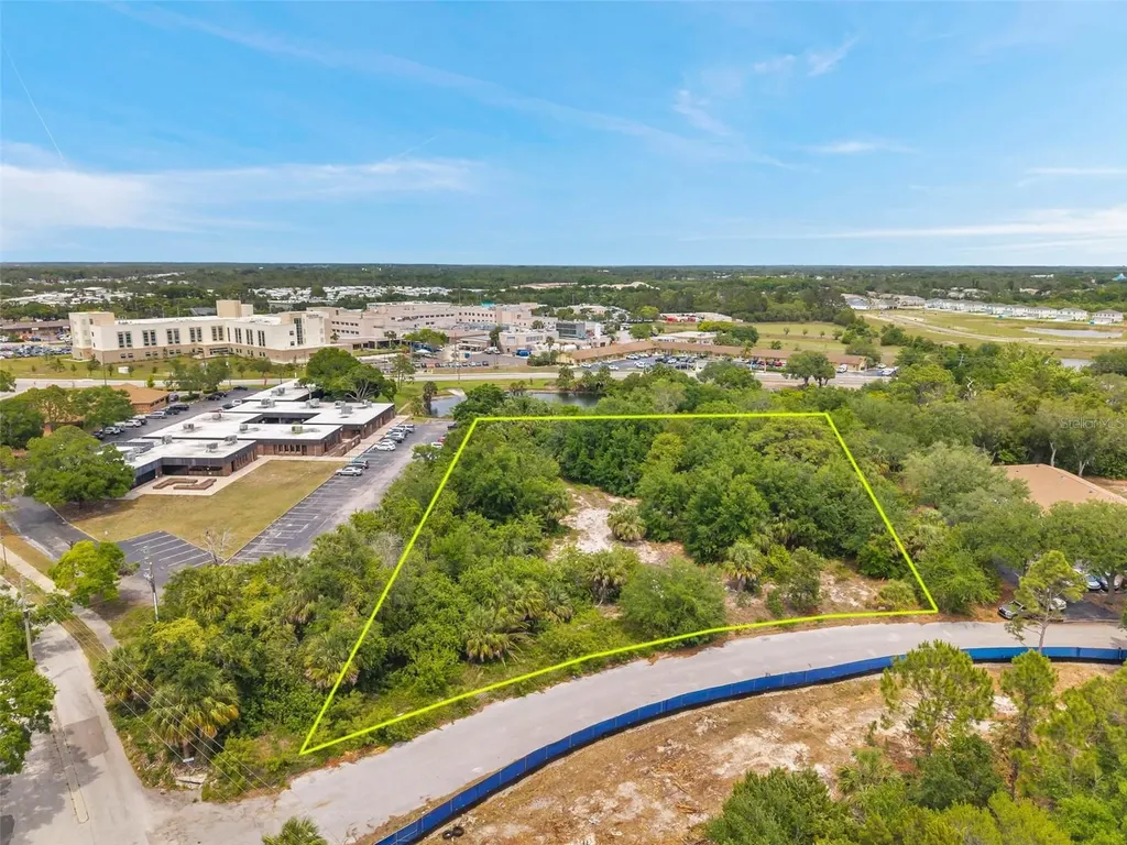 Lakeshore Boulevard Hudson FL 34667