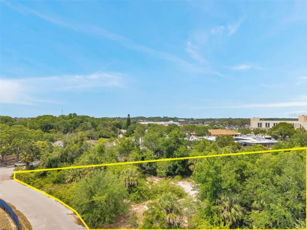 Lakeshore Boulevard Hudson FL 34667