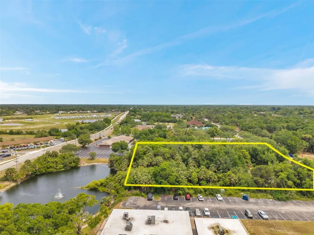 Lakeshore Boulevard Hudson FL 34667