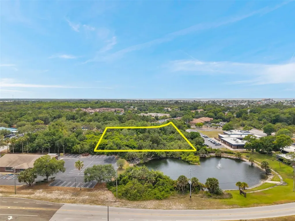 Lakeshore Boulevard Hudson FL 34667