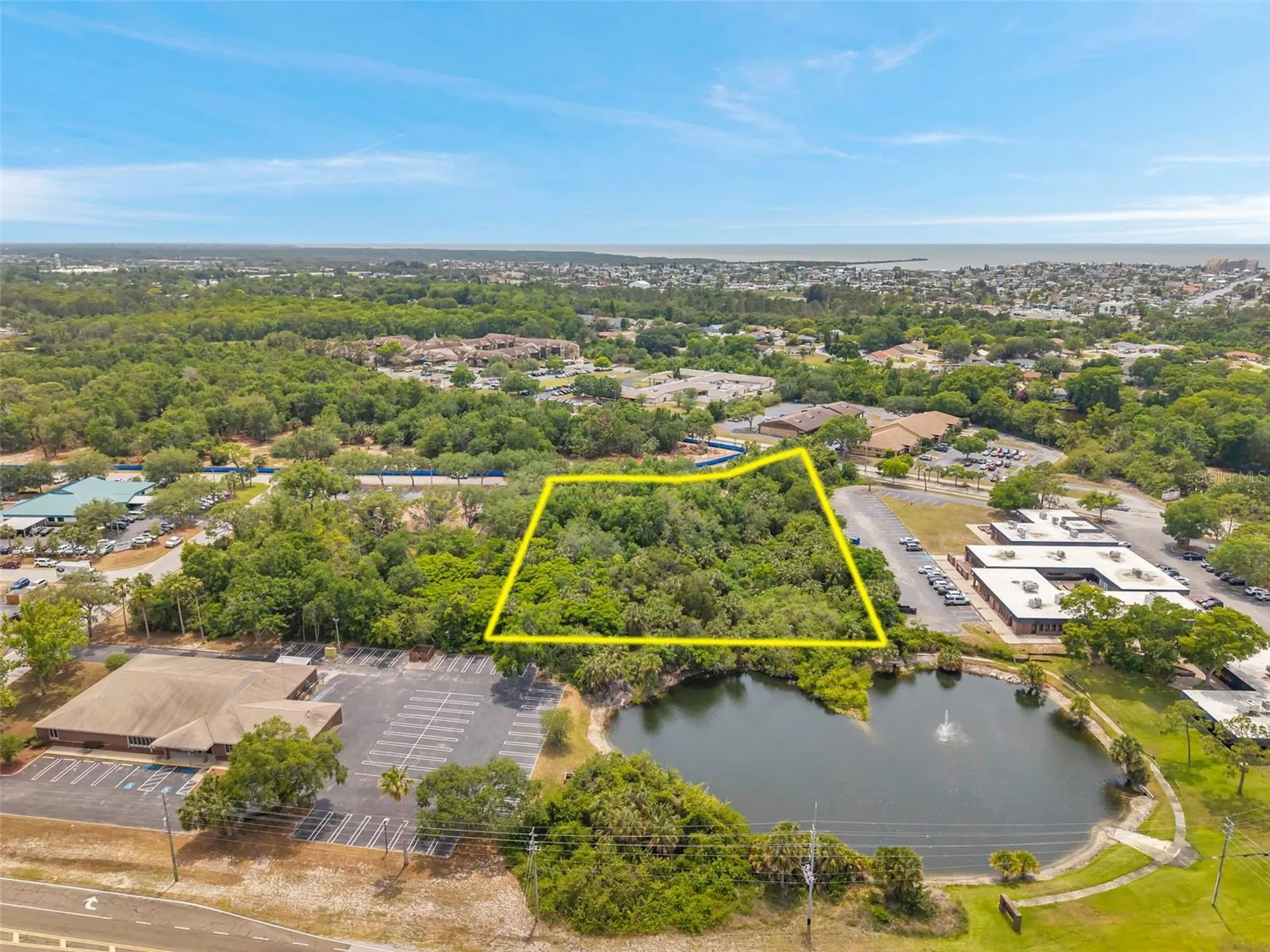 Lakeshore Boulevard Hudson FL 34667