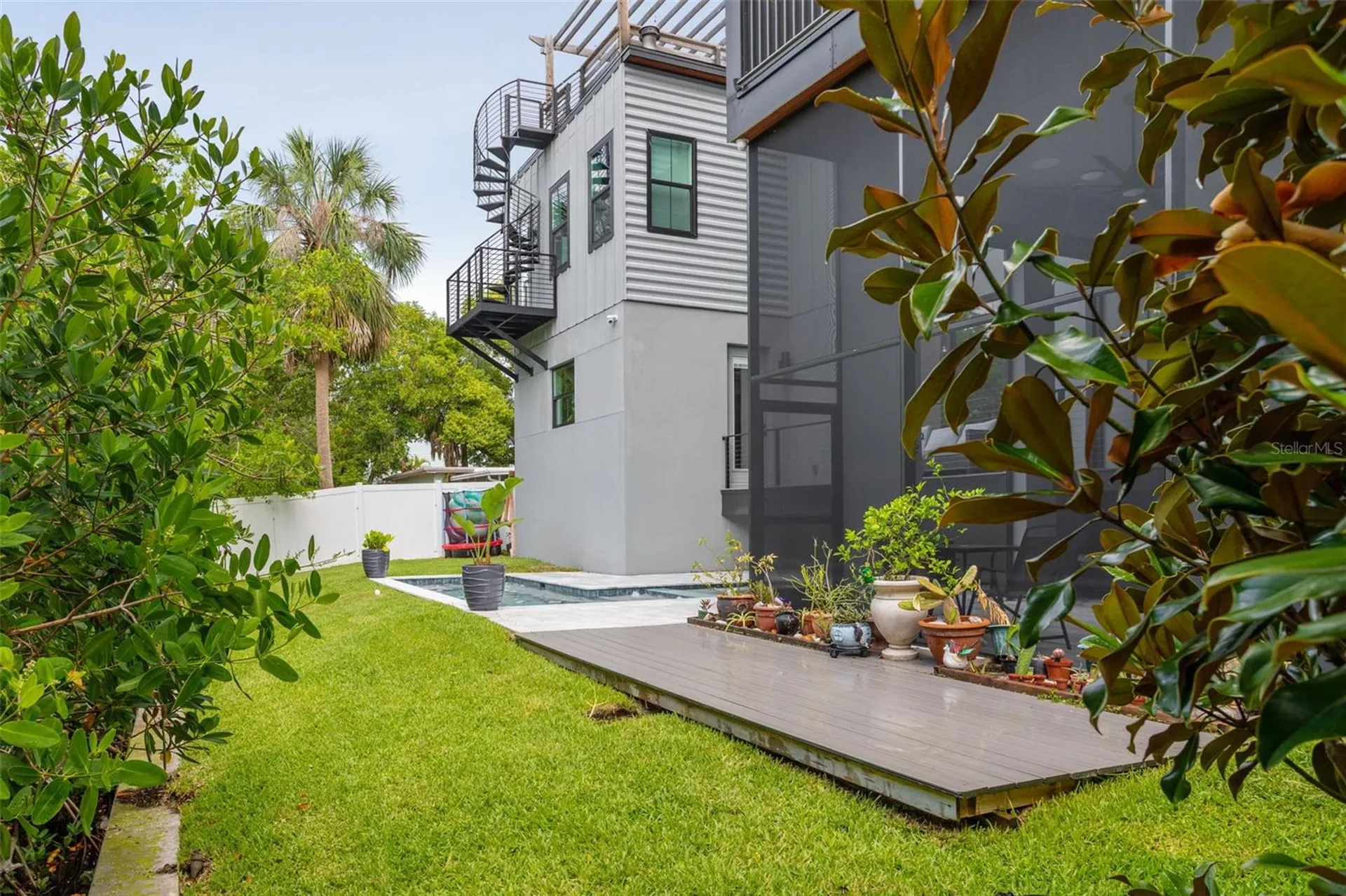 4806 W Euclid Avenue Tampa FL 33629