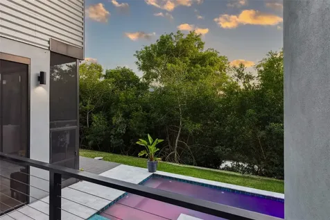 4806 W Euclid Avenue Tampa FL 33629