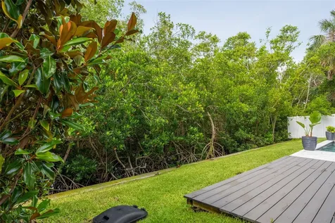 4806 W Euclid Avenue Tampa FL 33629