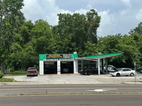 706/720 NW 13th Street Gainesville FL 32601