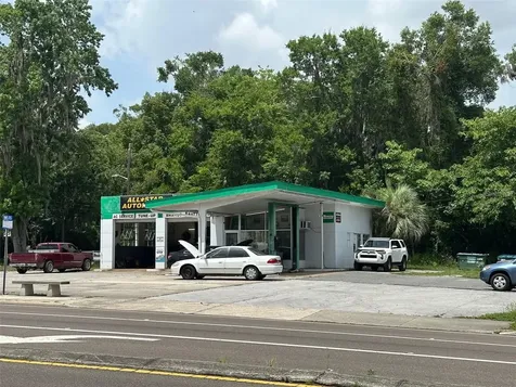 706/720 NW 13th Street Gainesville FL 32601