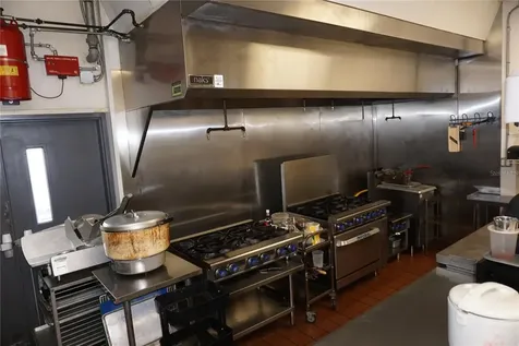 2700 34th Street N St Petersburg FL 33713