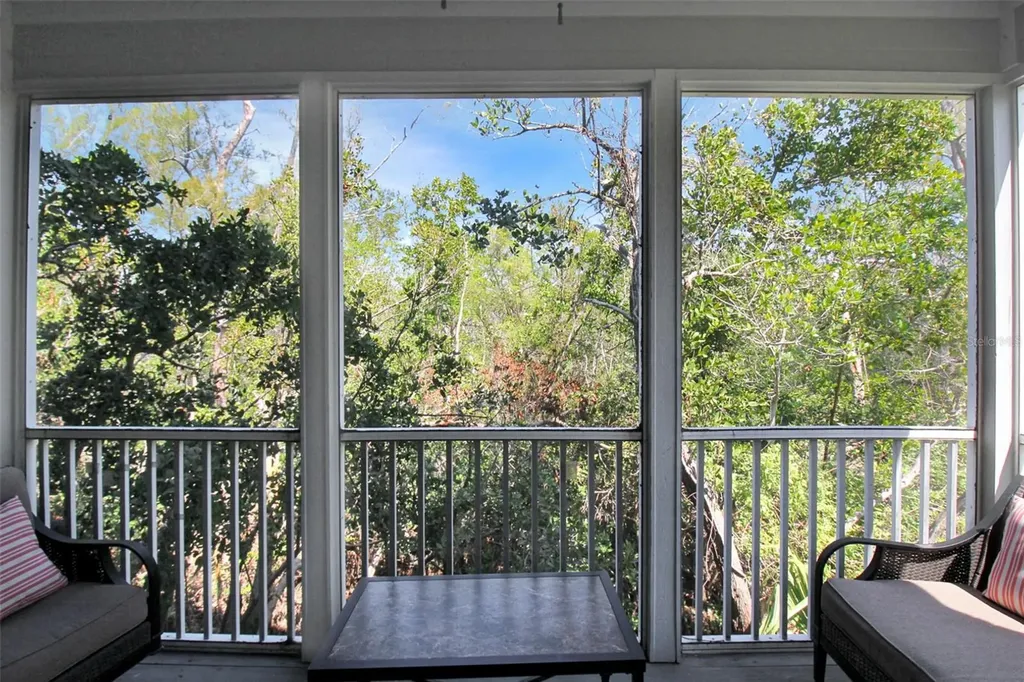 535 Forest Way Longboat Key FL 34228