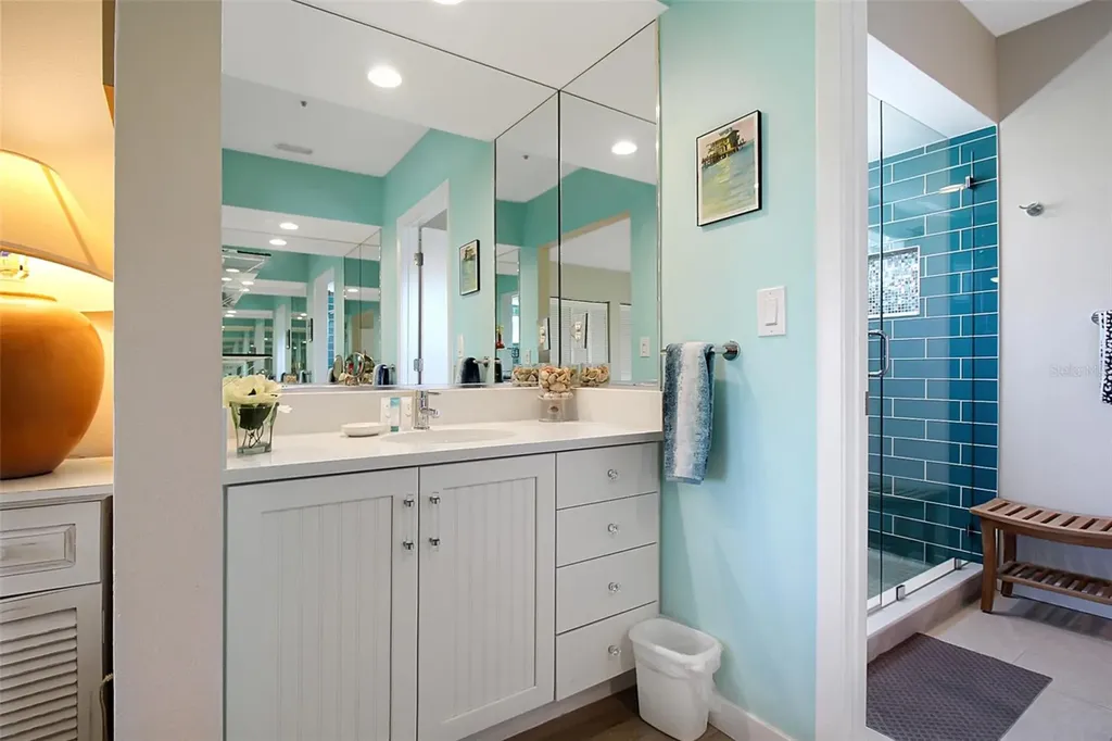535 Forest Way Longboat Key FL 34228