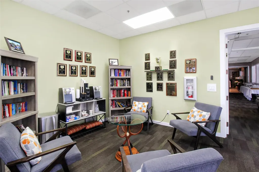 535 Forest Way Longboat Key FL 34228