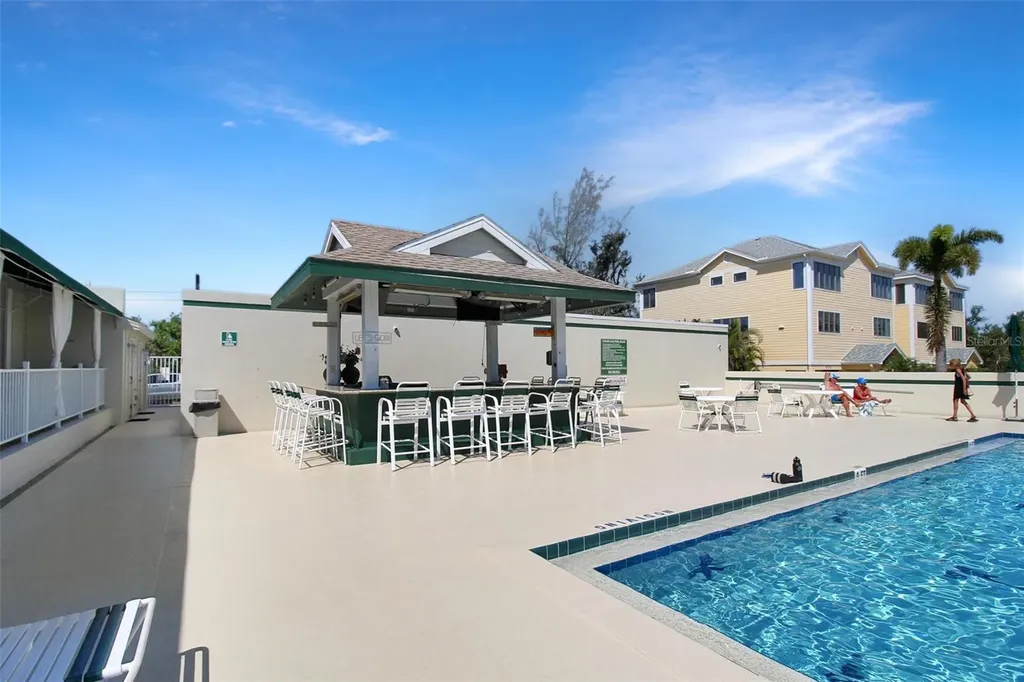 535 Forest Way Longboat Key FL 34228