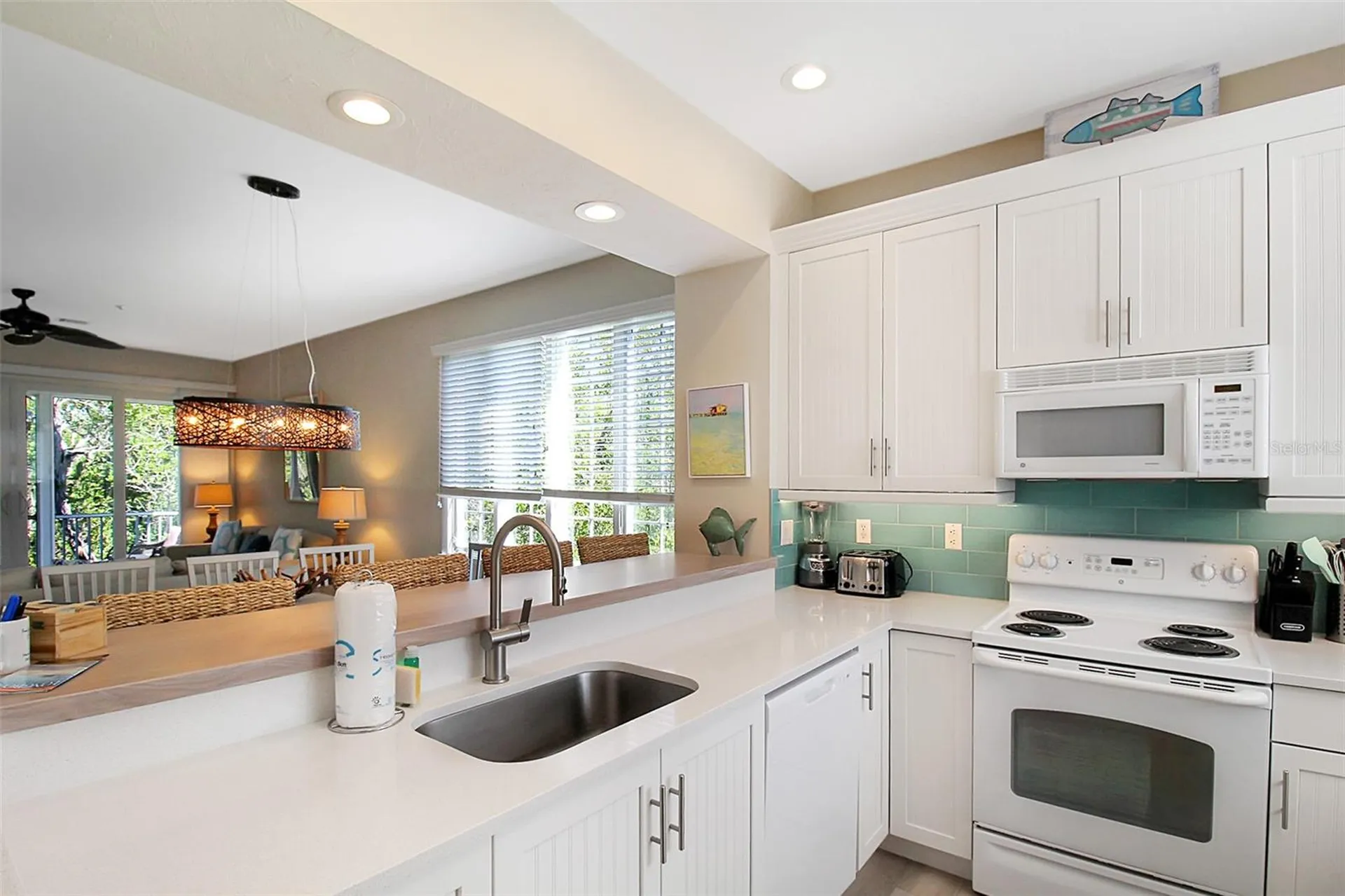 535 Forest Way Longboat Key FL 34228