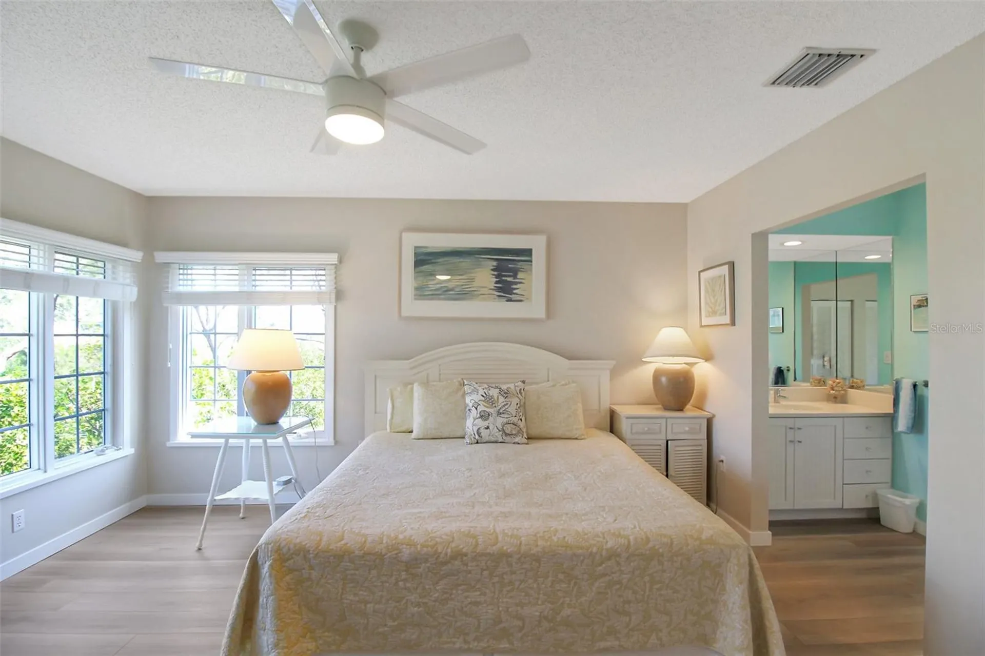 535 Forest Way Longboat Key FL 34228
