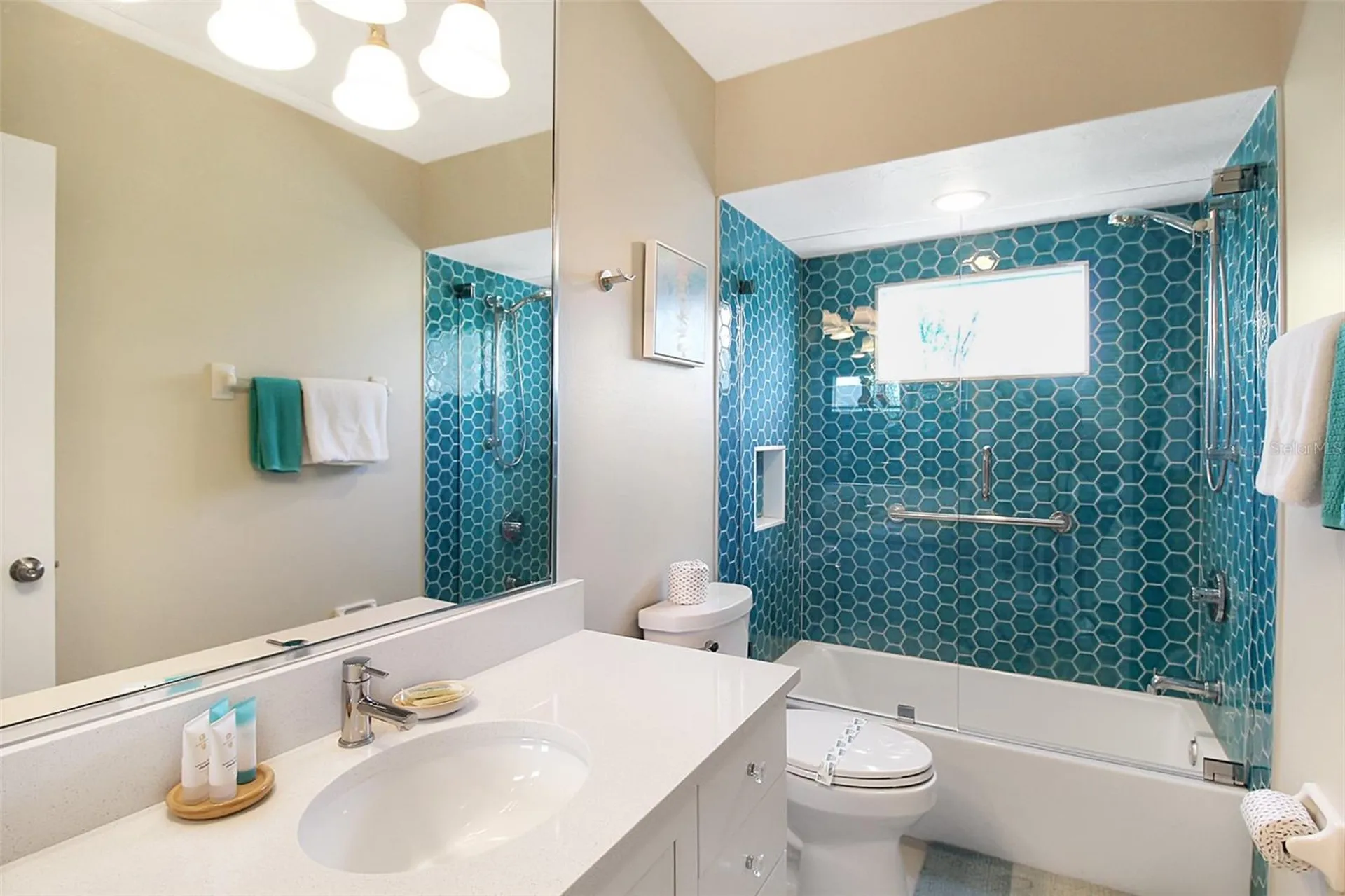 535 Forest Way Longboat Key FL 34228