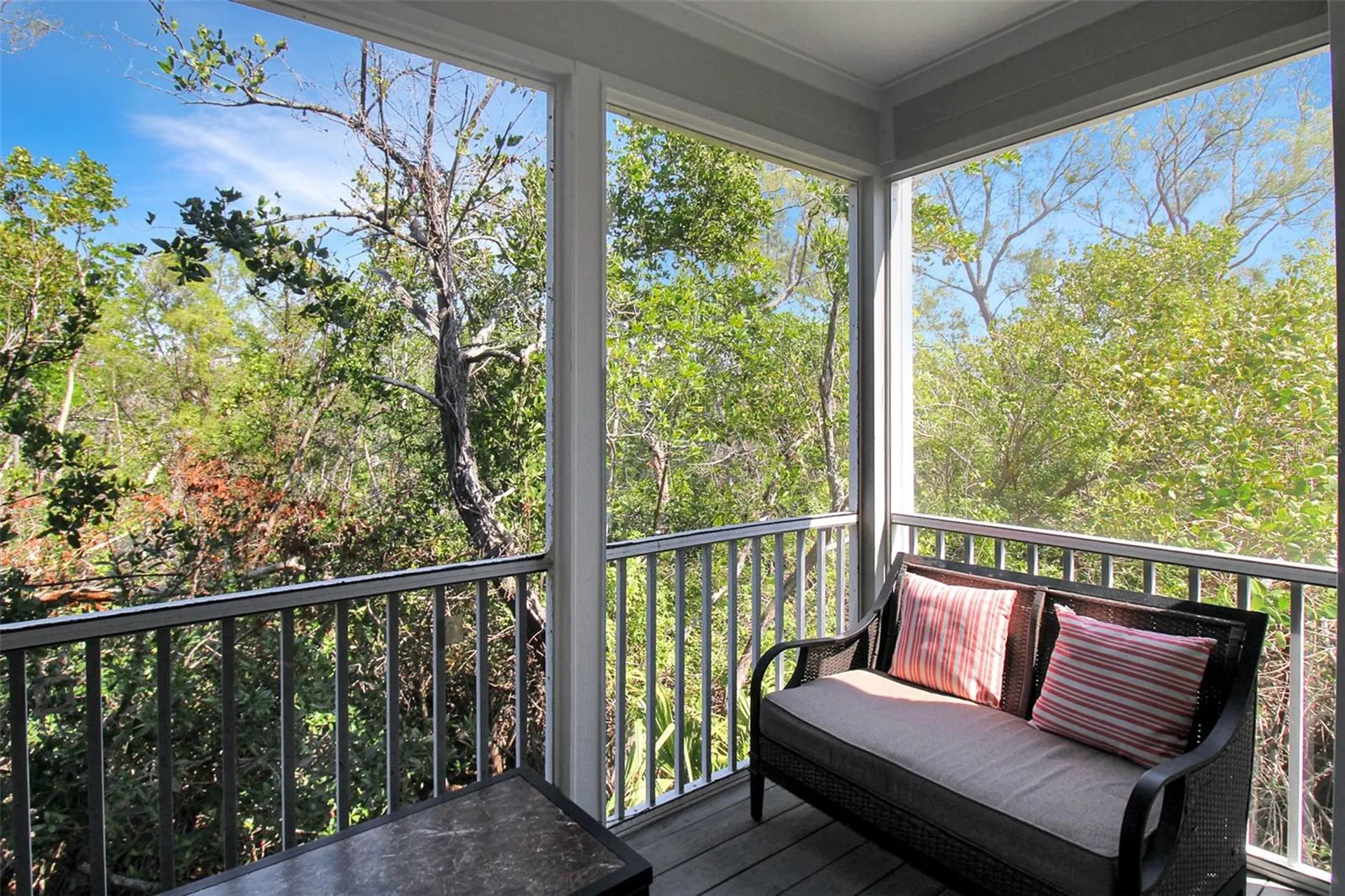 535 Forest Way Longboat Key FL 34228