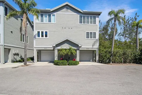 535 Forest Way Longboat Key FL 34228