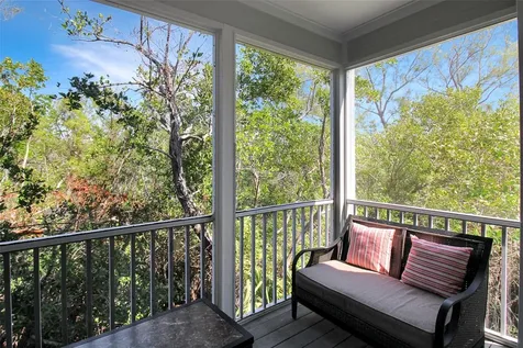 535 Forest Way Longboat Key FL 34228