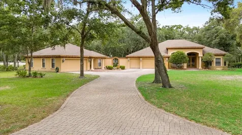 16608 Livingston Avenue Lutz FL 33559