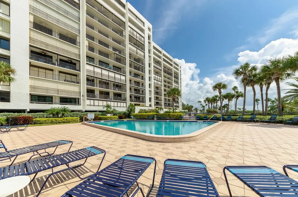 1460 Gulf Boulevard Clearwater Beach FL 33767