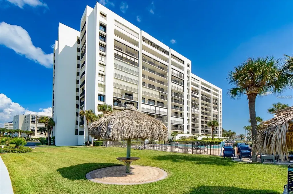 1460 Gulf Boulevard Clearwater Beach FL 33767