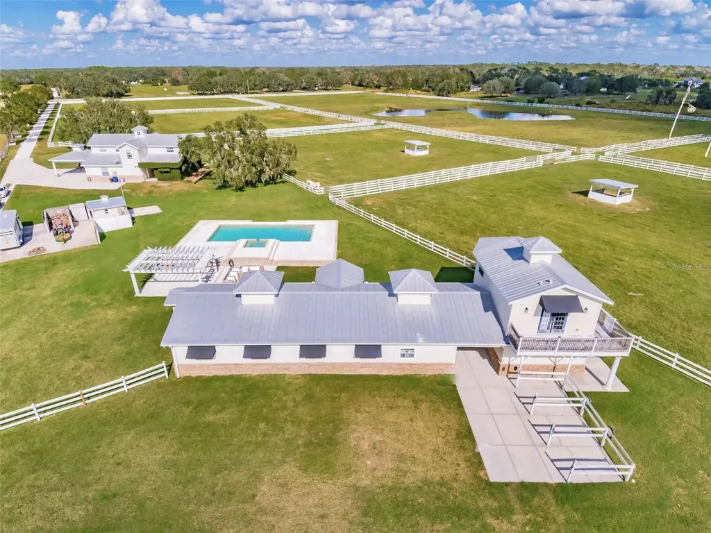15200 Rawls Road Sarasota FL 34240
