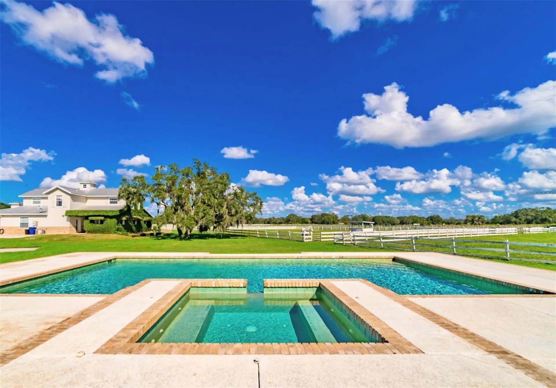 15200 Rawls Road Sarasota FL 34240