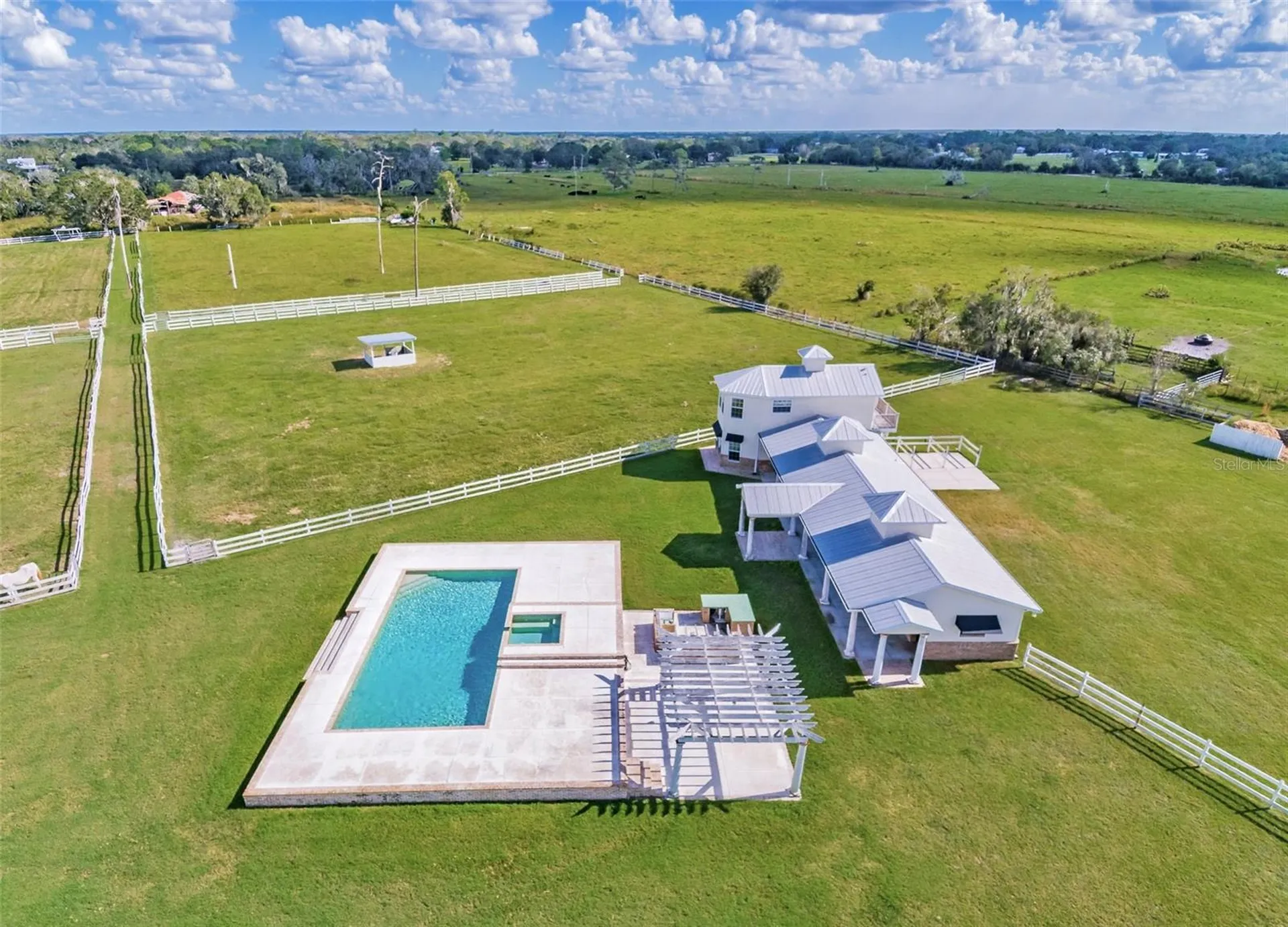 15200 Rawls Road Sarasota FL 34240