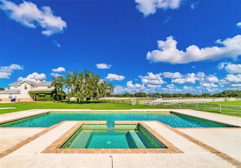15200 Rawls Road Sarasota FL 34240