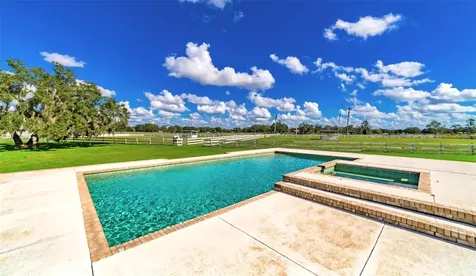 15200 Rawls Road Sarasota FL 34240