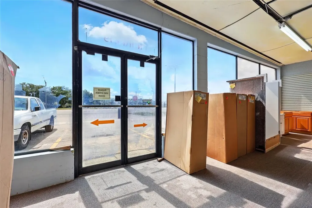 110 N State Road 19 Palatka FL 32177