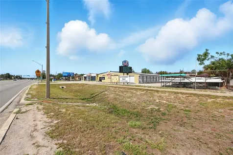 110 N State Road 19 Palatka FL 32177