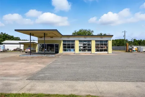 110 N State Road 19 Palatka FL 32177