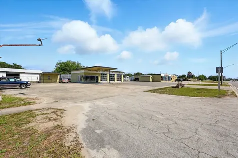 110 N State Road 19 Palatka FL 32177
