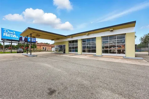 110 N State Road 19 Palatka FL 32177