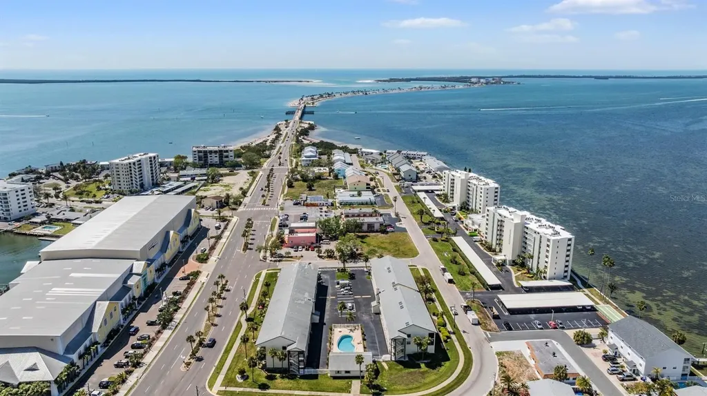 340 Causeway Boulevard Dunedin FL 34698