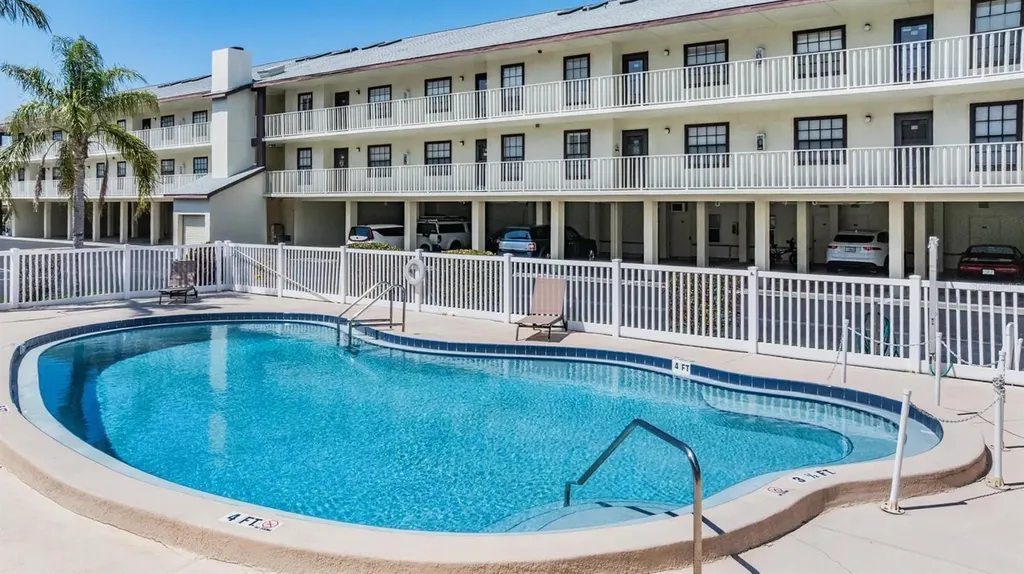 340 Causeway Boulevard Dunedin FL 34698