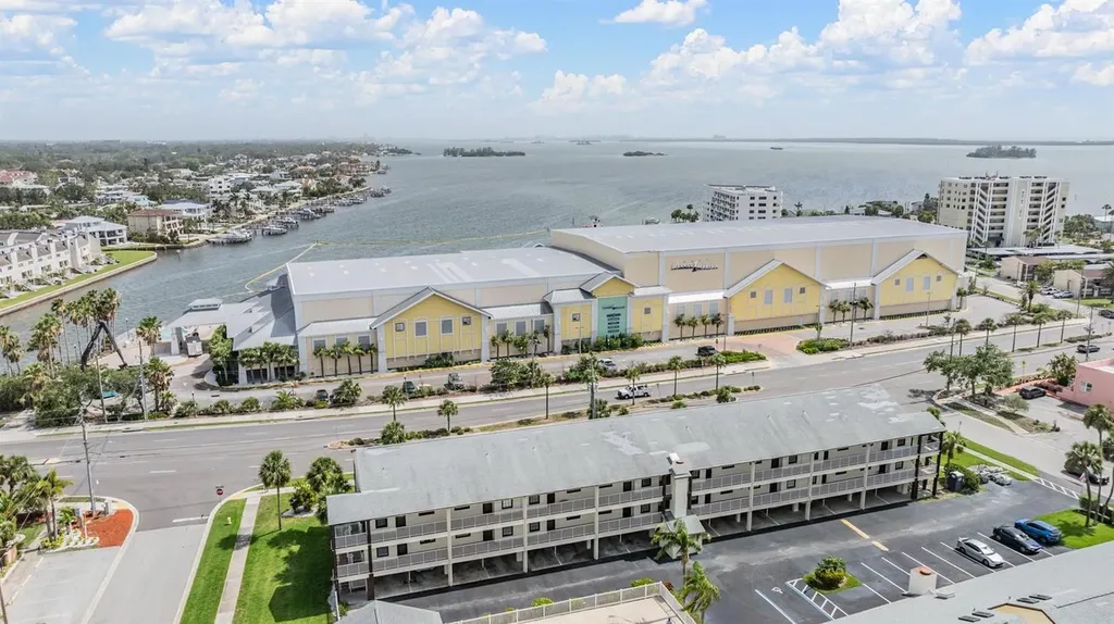 340 Causeway Boulevard Dunedin FL 34698