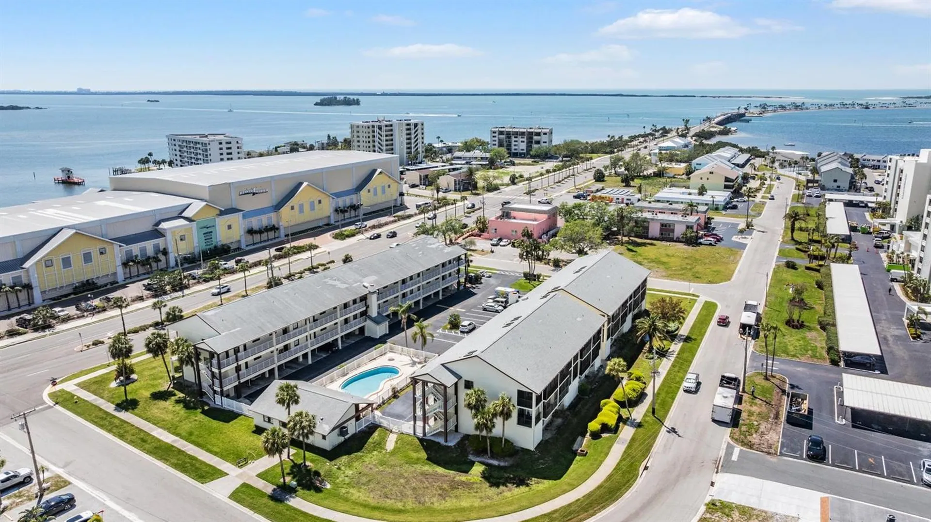 340 Causeway Boulevard Dunedin FL 34698