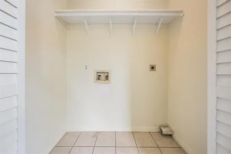340 Causeway Boulevard Dunedin FL 34698