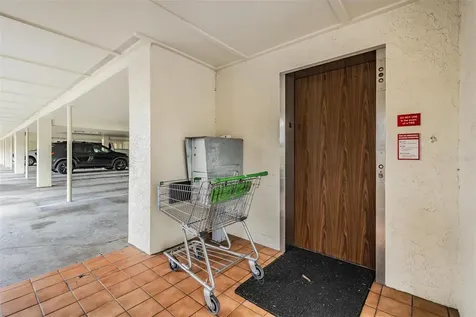 340 Causeway Boulevard Dunedin FL 34698