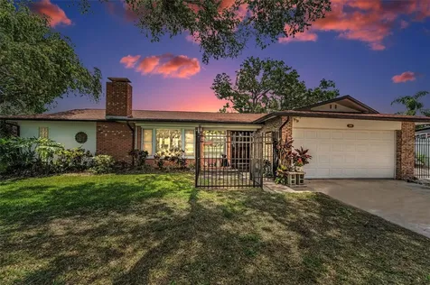 1899 Oak Park Drive S Clearwater FL 33764