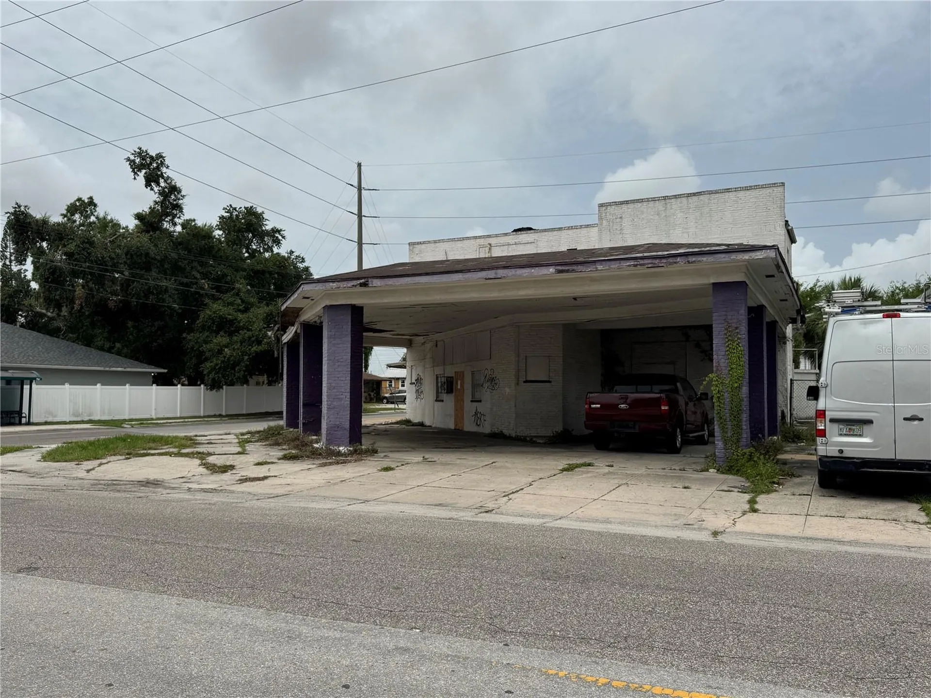 2804 E Columbus Drive Tampa FL 33605