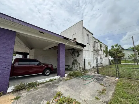 2804 E Columbus Drive Tampa FL 33605