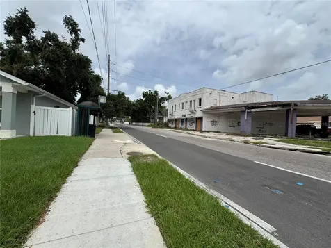 2804 E Columbus Drive Tampa FL 33605