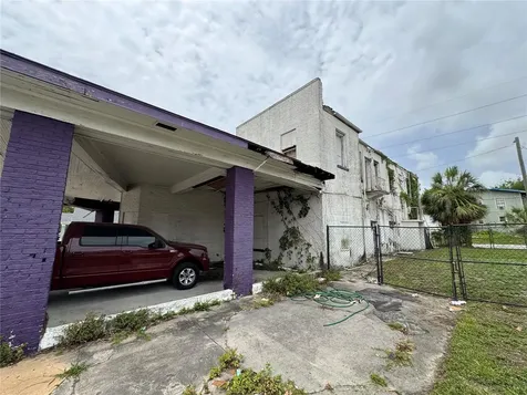 2804 E Columbus Drive Tampa FL 33605