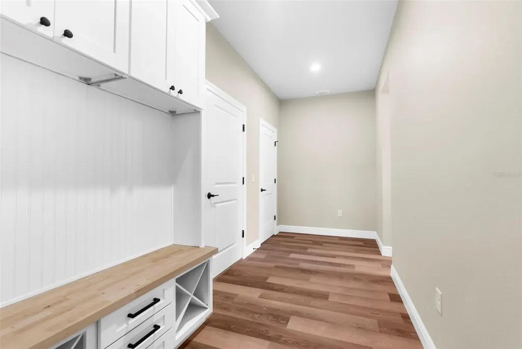 16123 Penn State Road Weeki Wachee FL 34614