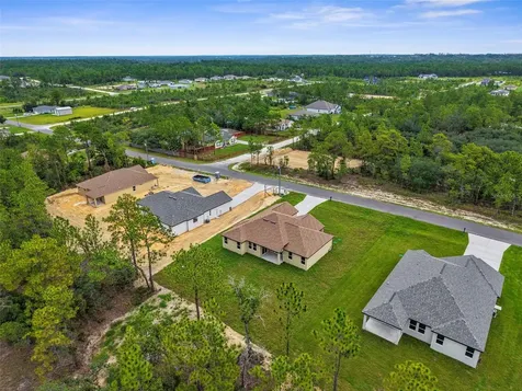 16123 Penn State Road Weeki Wachee FL 34614