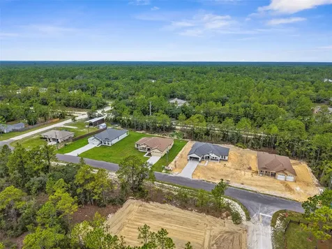 16123 Penn State Road Weeki Wachee FL 34614