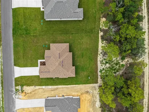 16123 Penn State Road Weeki Wachee FL 34614